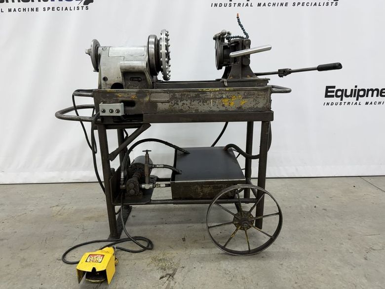 Ridgid 300 Power Drive Pipe Threading Machine w/ Oster Stand