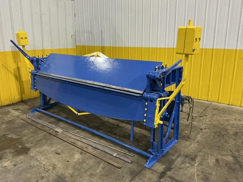 8' X 12 GA PEXTO ROPER WHITNEY MODEL #812 HAND APRON BRAKE WIITH AIR ASSIST: STOCK #23150