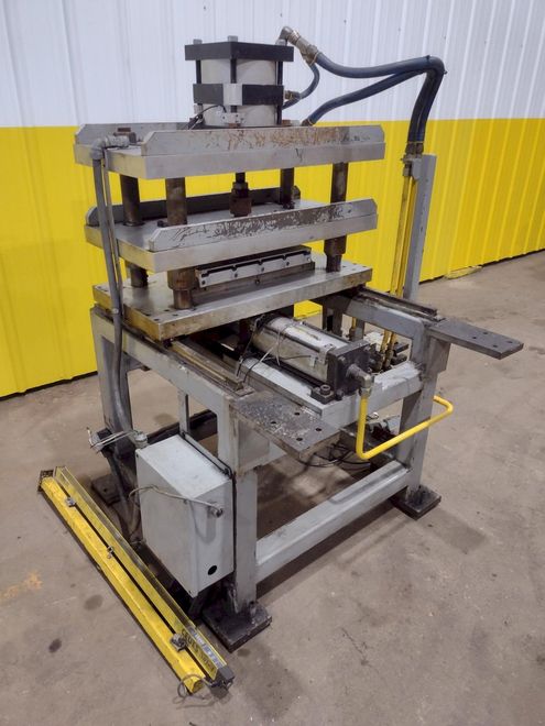 22" PNEUMATIC CUTOFF SHEAR & PRESS WITH ACCELERATOR: STOCK #19539