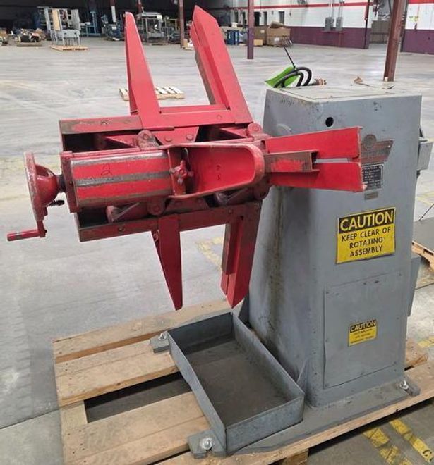 2500 LB X 12" CWP UNCOILER