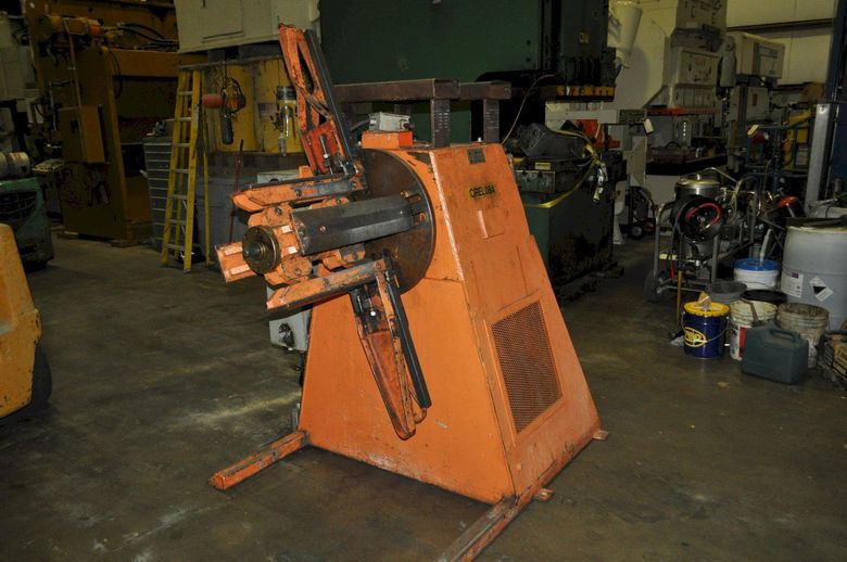 10000 LB X 25" MECON MOTORIZED UNCOILER