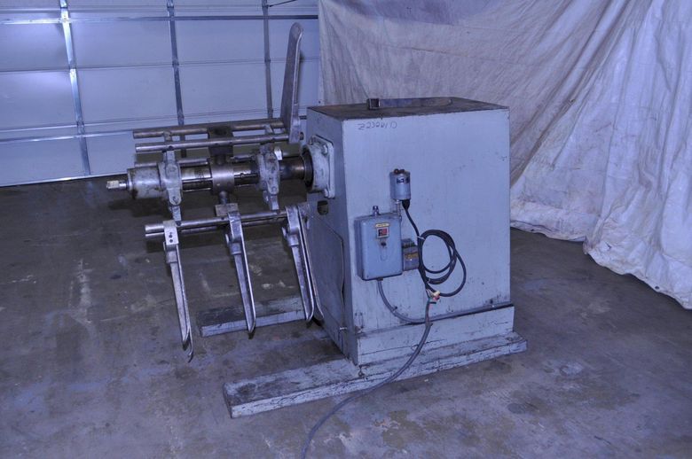 6000 LB X 29" JACO UNCOILER