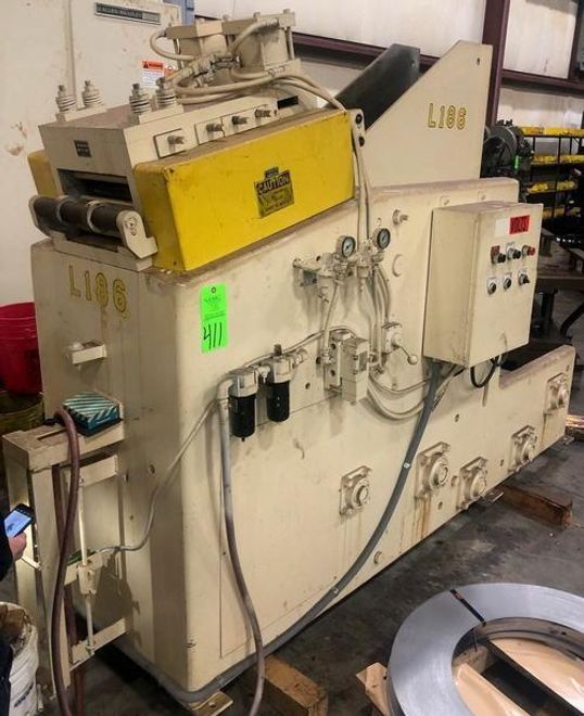 8,000 Lb x 12" W x .250" CWP Cradle Straightener