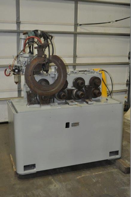 4 STAND DEXTER ROLL FORMER