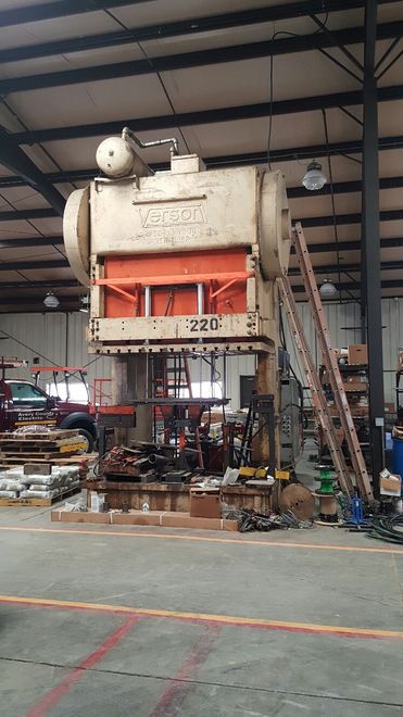 150 TON VERSON DOUBLE CRANK GAP FRAME PRESS