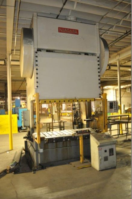 225 TON NIAGARA  DOUBLE CRANK GAP FRAME PRESS