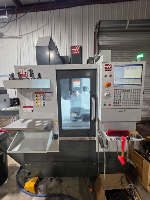 Haas DM-1 Vertical Machining Center w/ TRT160 (2022)