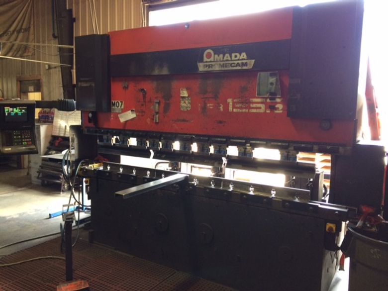 138 TON AMADA HYDRAULIC PRESS BRAKE