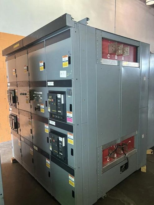 Square D 1600 Amp 2200v 700v 50ka Delta Wye Main Breaker Switchgear