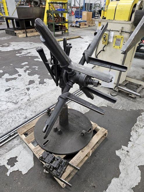 600 LB X 10" LITTELL UNCOILER