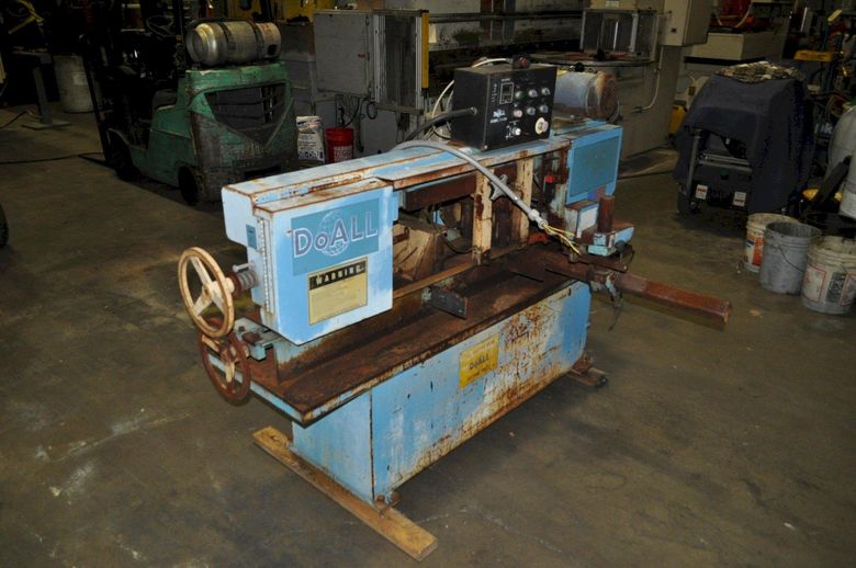 9" x 16" DOALL HORIZONTAL BAND SAW
