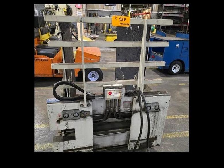 3500 LB CASCADE FORKLIFT CLAMP