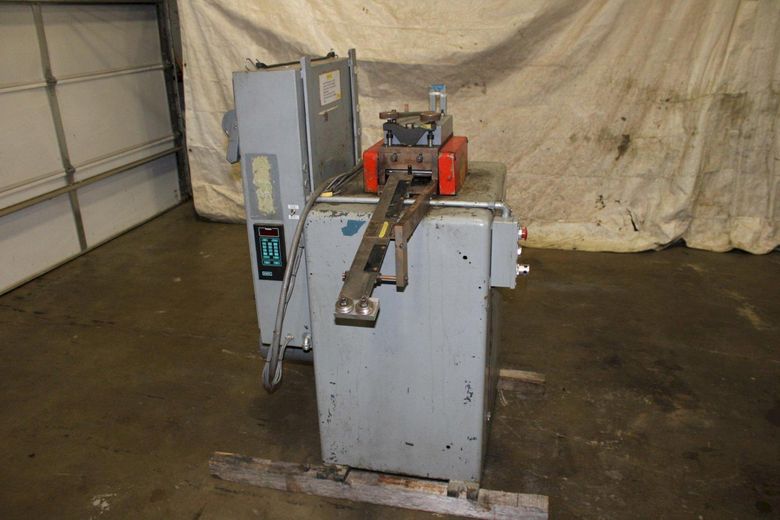 6" X .060" CWP 17 ROLL METAL STRAIGHTENER