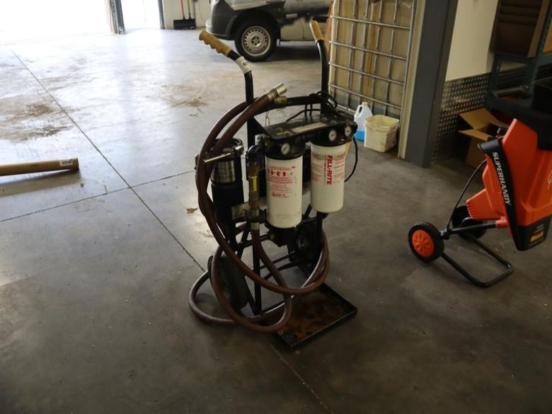 Fluid Solutions Inc. Portable Fluidl Pump System with Filtration, 1/ 2 HP - Single Phase- Auction Item