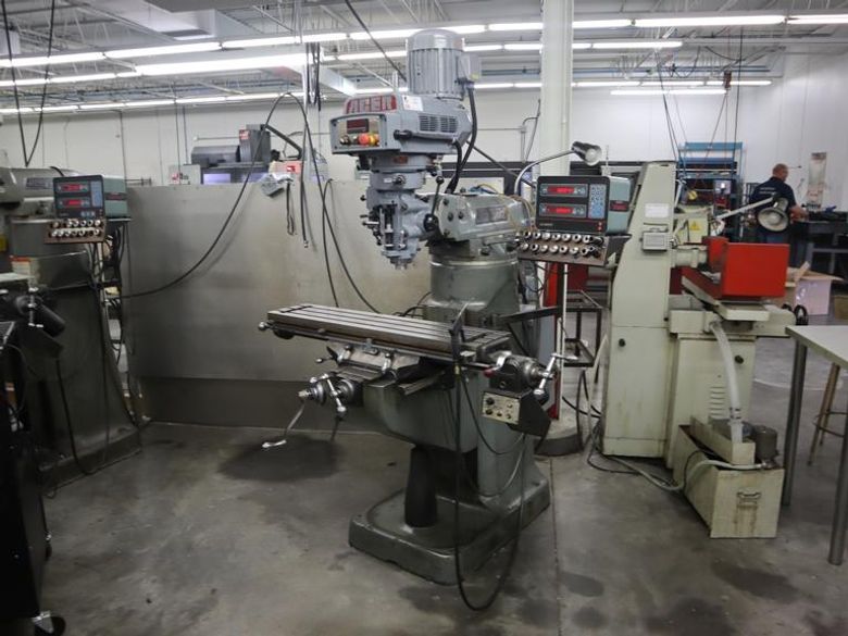 Bridgeport Vertical Mill with Acer Electronic Variable Speed Head, 0=4,500 RPM, 2 Axis DRO, Power Table Feed- Auction Item