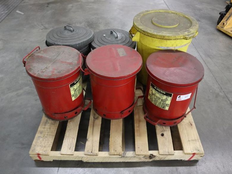 Oily Waste Containers, (3) Just-Rite 10 Gallon Foot Lever Operated, (2) Galvanized Cans With Lids, (1) Plastic Can- Auction Item