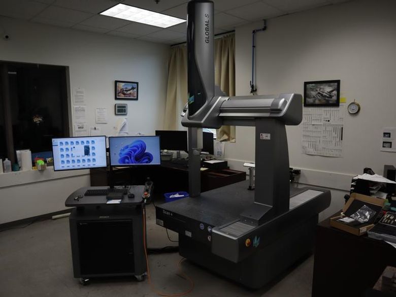 Hexagon Global S Scan+ Coordinate Measuring Machine, Direct Computer Controlled, Scanning, Stylus Rack, Power Articulating Probe - NEW 2025- Auction Item