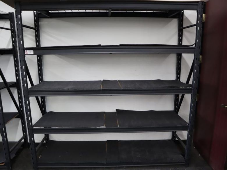 Notch Style Racking with 5 Adjustable Shelves- Auction Item