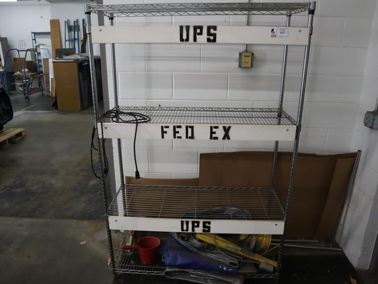 Wire Rack with 5 Adjustable Shelves - Auction Item