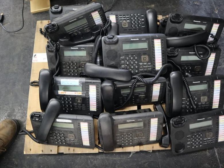 Office Phones, Panasonic KX-DT543 Phones- Auction Item