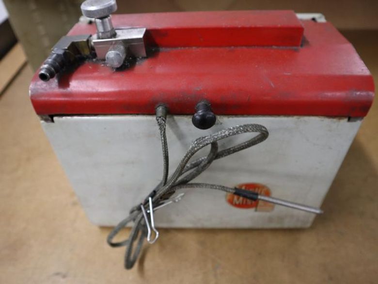 Mistic Mist Air Operated Coolant Mister, With Air Valve and Flexible Hoze with Nozzle- Auction Item