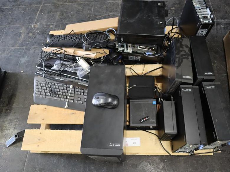 Pallet of Dell Computer Towers, Keyboards, Mice and More- Auction Item