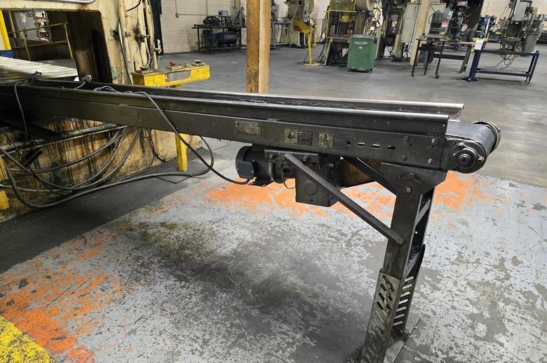 6' X 12" HYTROL FLAT BELT CONVEYOR