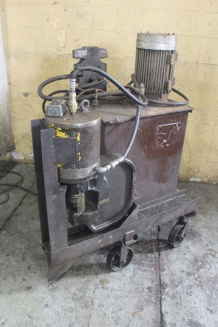 FABRILINE MODEL FP 80 PORTABLE HYDRAULIC FLANGE PUNCH: STOCK #71173