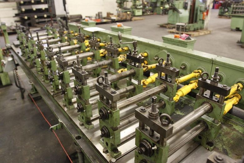 28/30 STAND DREISTERN RAFTED TYPE U JOINT DRIVE ROLLFORMER: STOCK #61598