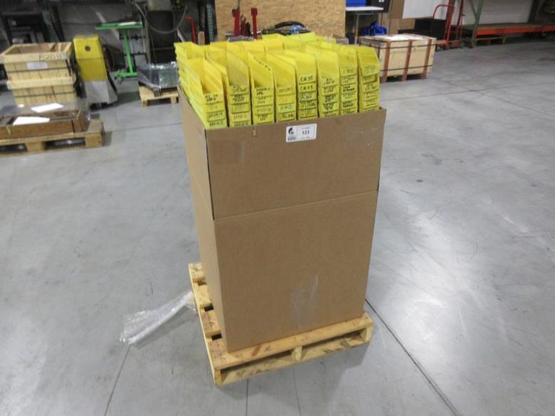 Plastic Yellow Stacking Bins 10" x 2" x 4" Size, Approx 650+ Bins on Pallet- Auction Item