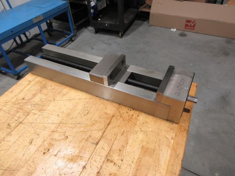 Quad-I.com Extended Travel 6" Machine Vise with Steel Hard Jaws, 21.5" Max Opening- Auction Item
