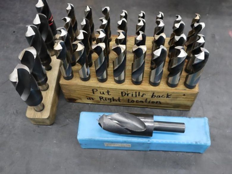 Large Drills, Straight Shank w Wood Dividers- Auction Item