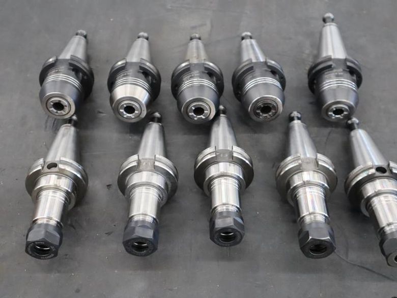 CT40 Taper Tool Holders (10) :(5) Schunk 3/4" Hydraulic Expansion Holders, (5) ER20 Collet Chucks- Auction Item