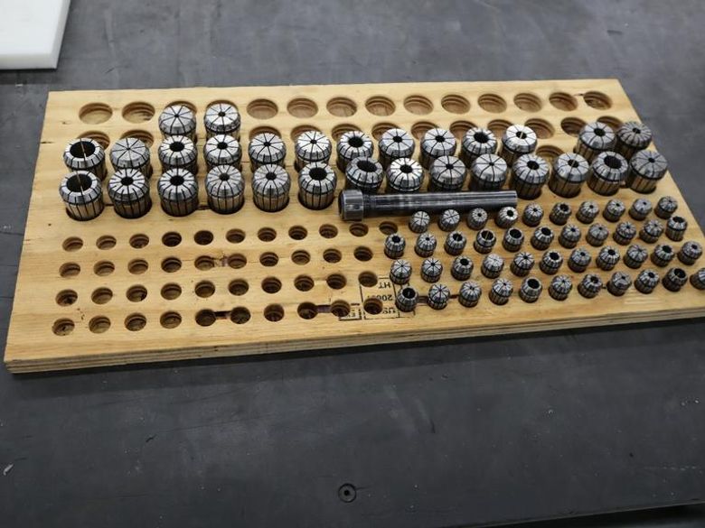 ER32 and ER16 Flex Collets with (1) ER16 Tool Holder in Divider Rack- Auction Item