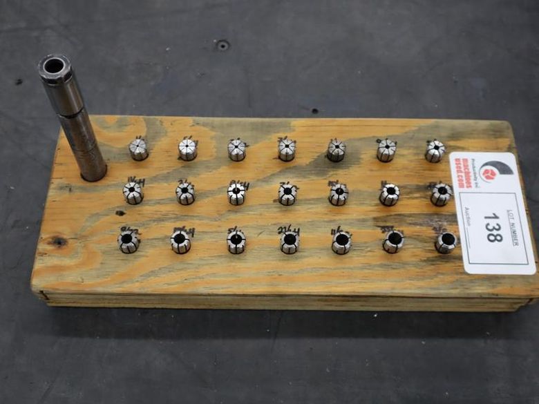 DA200 Collets with 3/4" Shank Holder, Divider Board- Auction Item
