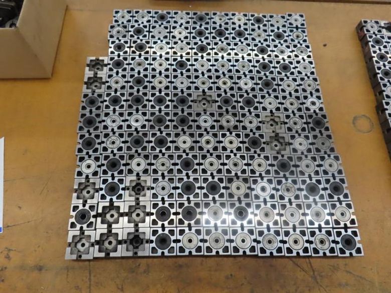 System 3R Macro Pallet Holder- Auction Item