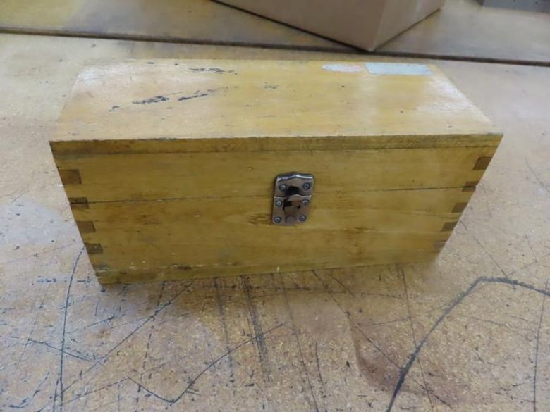 Radius And Angle Wheel Dresser w Case- Auction Item