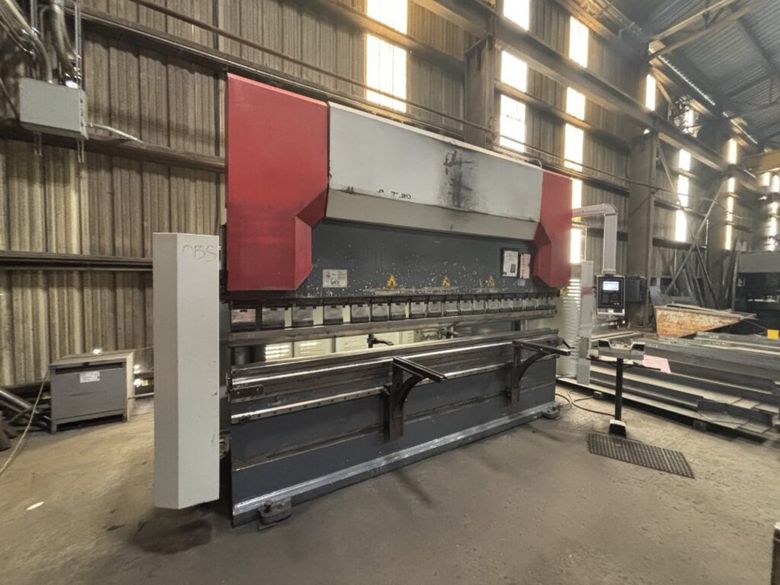 JMT ADR 37220 242 Ton x 12′ CNC Hydraulic Press Brake ( 2016 )