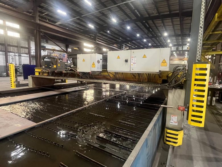 ESAB Suprarex HD 5500 Plasma and Oxy-Fuel Cutting and Marking System ( 2021 )