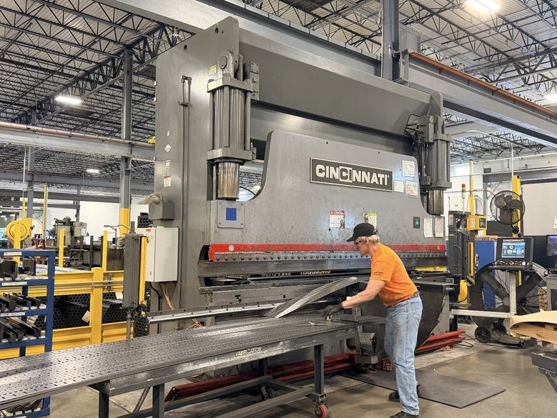 Cincinnati 230PF12 Press Brake (#6060)