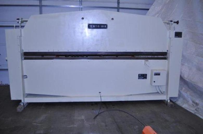 Roto-Die Model 15 Hydraulic Press Brake, 10'