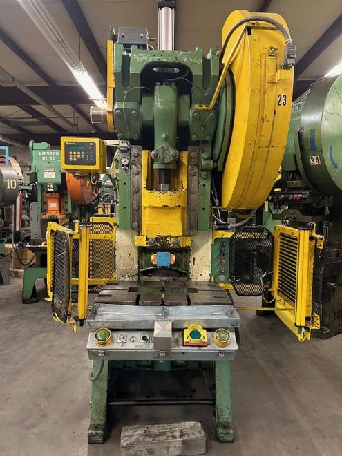 60 Ton Minster OBI Press, Model #6, S/N 16F-5202, 4" Stroke, 110-220 SPM, 3" Slide Adj, STK# 1514