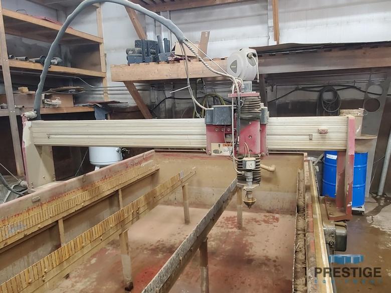 Omax Maxiem 2030, 79" x 120" Travel, 60,000 PSI, 40 HP, Koolant Chiller, 600 Lb. Hopper, 2,505 Hours, 2010, #31384