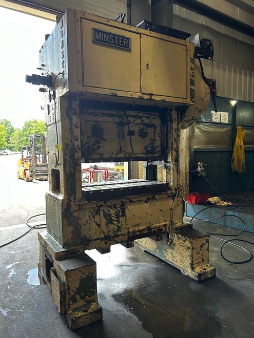45 Ton Minster SSDC Press, Model P2-45-42, S/N 19535, 2.5" Stroke, 0-400 SPM, 1" Slide Adj, 15" SH, STK# 1626M