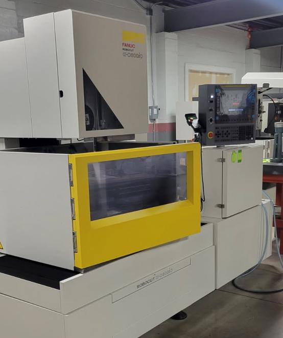 Fanuc Robocut C600iC W/ 16" Z Axis Wire EDM