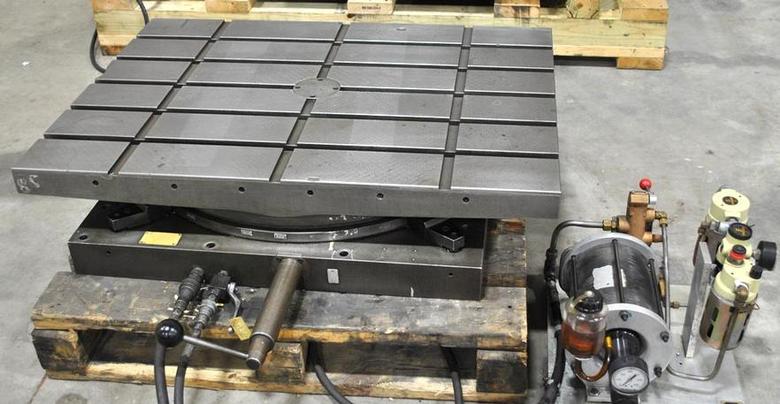 30" X 40" DeVlieg Airlift Rotary Table, 7500 Lbs. Cap., 8" Height, Single Handle Design 