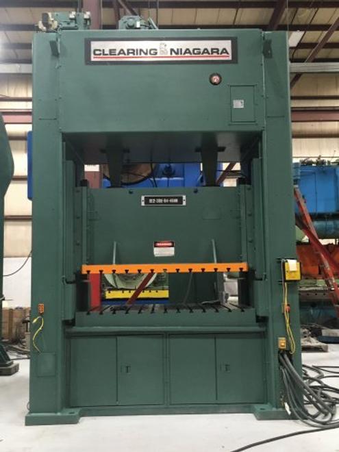 300 Ton Clearing/Niagara SE2-300-84-48UH, 8"Str, 32"SH, 35-70 VSPM, Windows, Flr Std, '96