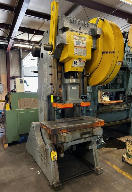 60 Ton Minster OBI Press, Model #6, S/N 6-16709, 2.5" Stroke, 160 SPM, 3" Slide Adj, 13" SH, STK# 1629M