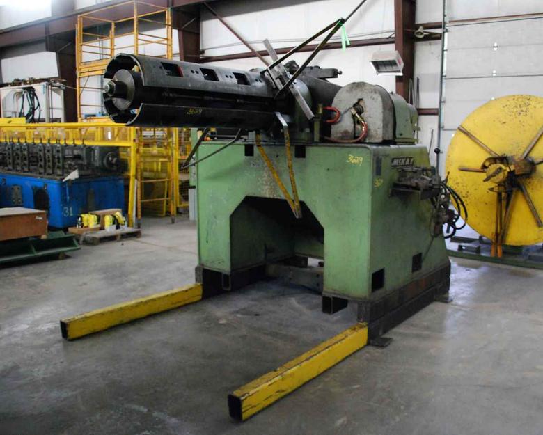 15,000 Lb. (est.) x 42" MCKAY Driven Hydraulic Single Uncoiler
