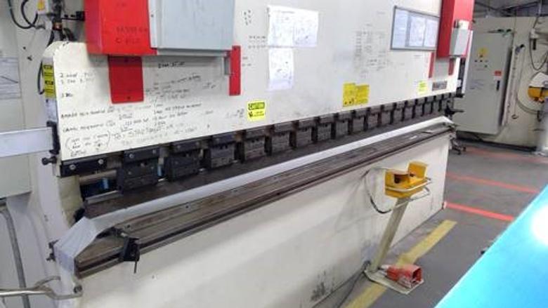 2005 Ermak, 12' x 176 Ton CNC Hydraulic Press Brake
